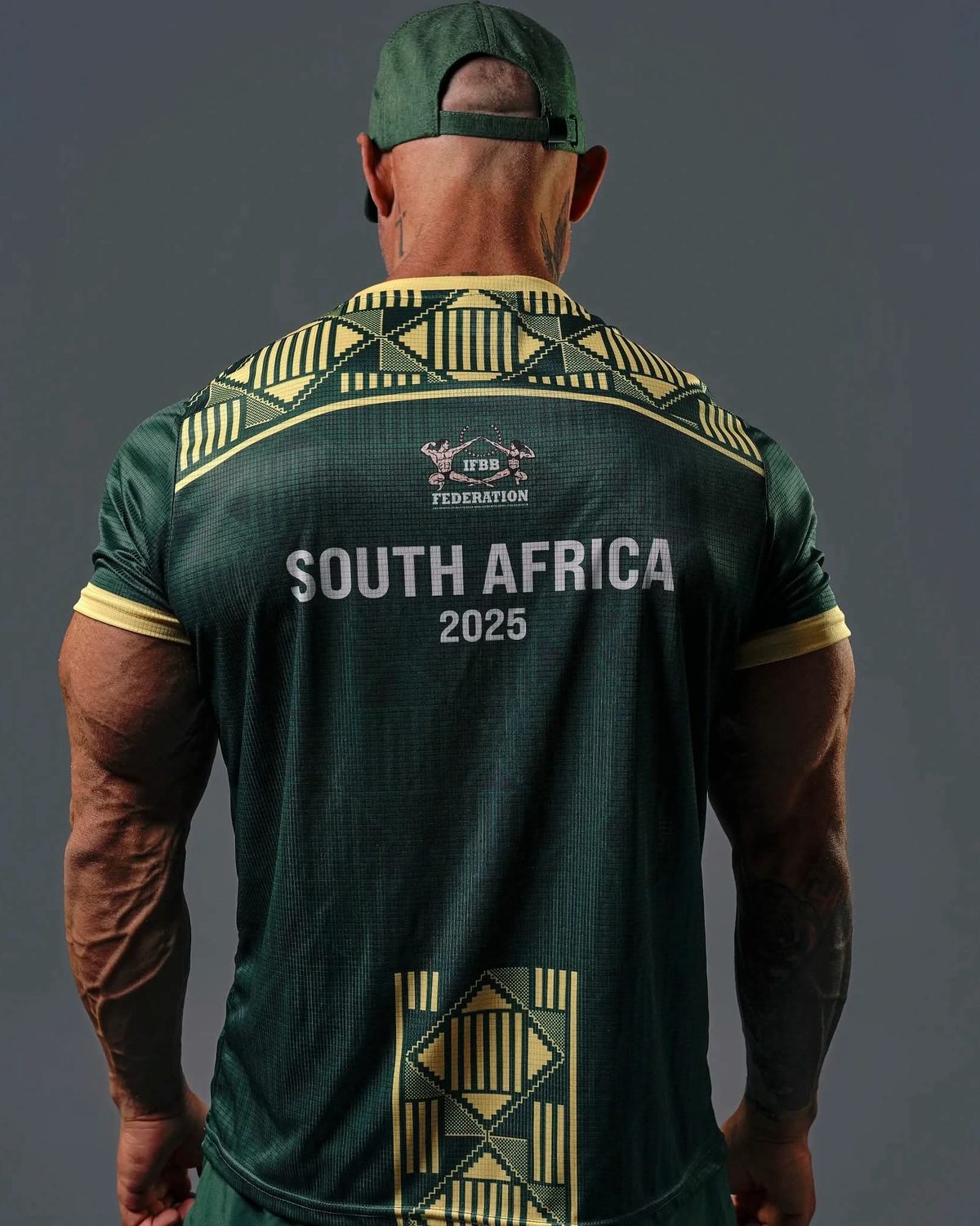 Steven Domeris from behind in the South Africa 2025 team shirt